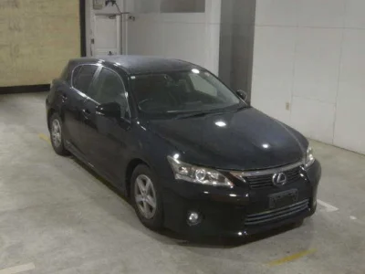 Lexus CT200h