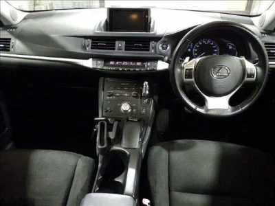 Lexus CT200h