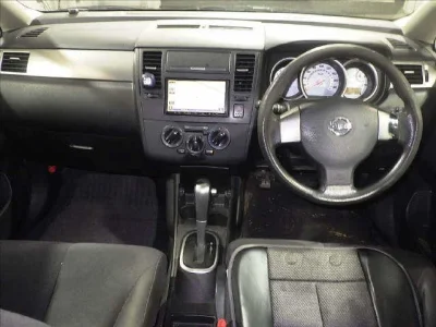 Nissan Tiida Latio