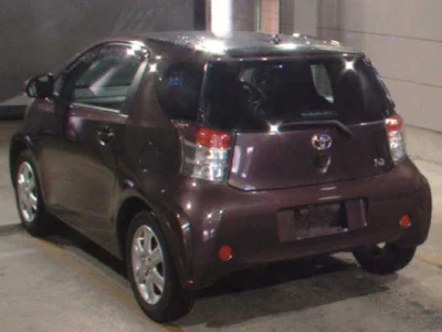 Toyota iQ