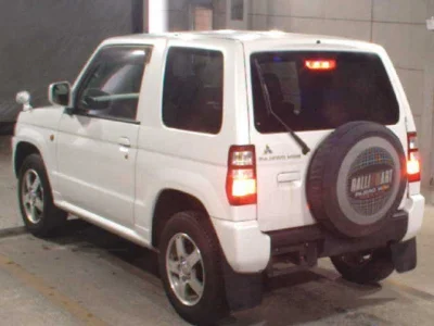 Mitsubishi Pajero Mini