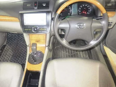 Toyota Premio