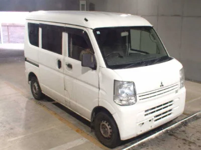 Mitsubishi Minicab Van
