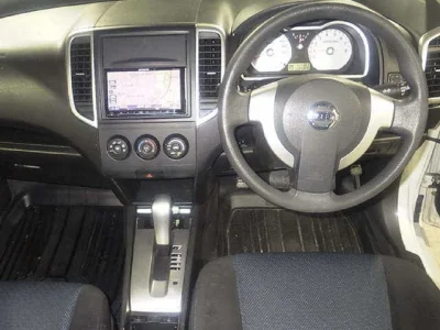 Nissan WINGROAD