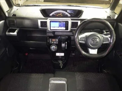 Toyota Pixis Mega