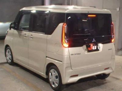 Mitsubishi EK X SPACE