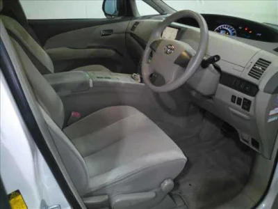 Toyota Estima Hybrid