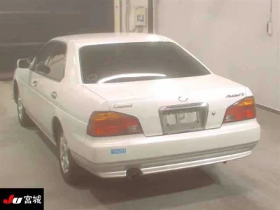 Nissan Laurel