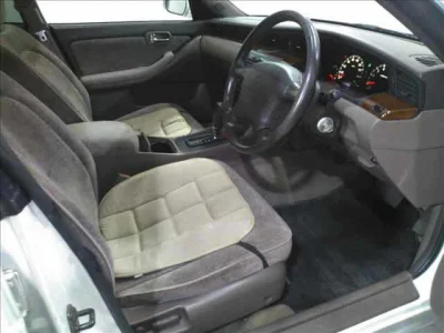 Nissan Laurel