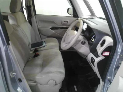 Mitsubishi eK X Space