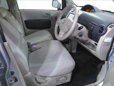 Nissan Otti