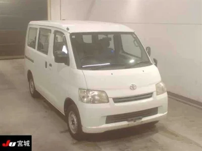 Toyota LiteAce Van