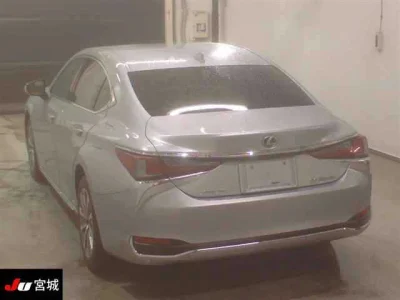 Lexus ES300h