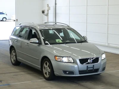 Volvo V50