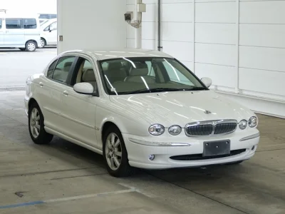 Jaguar X-Type