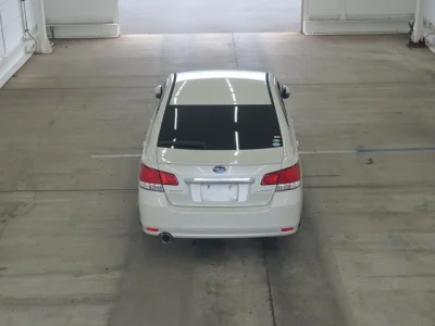 Subaru LEGACY B4