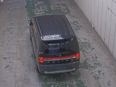 Mitsubishi DELICA D5
