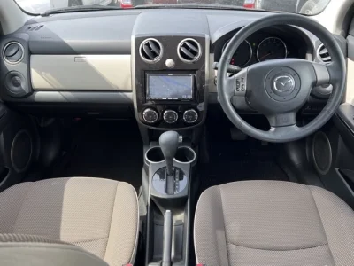 Mazda Verisa