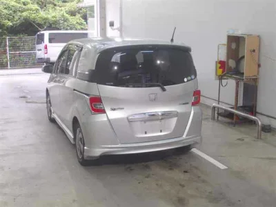 Honda Freed Spike