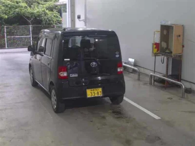 Toyota Pixis Space