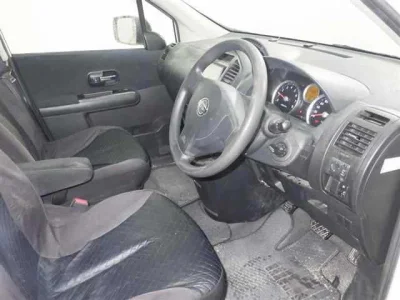 Nissan Lafesta