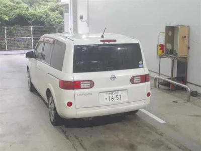 Nissan Lafesta
