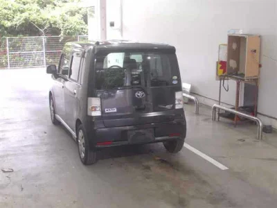 Toyota Pixis Space