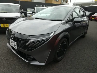Nissan AURA