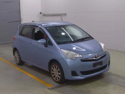 Toyota Ractis