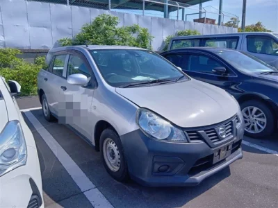 Nissan AD