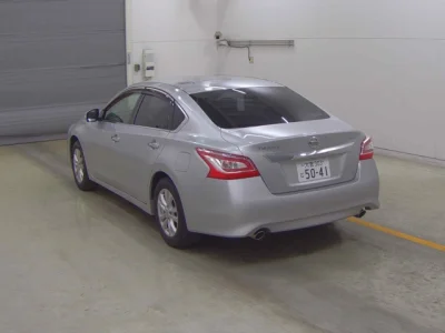 Nissan TEANA