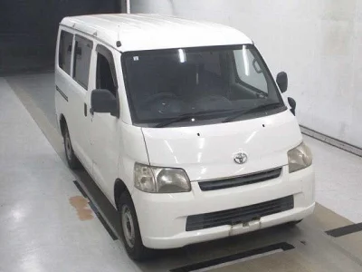 Toyota LiteAce Van