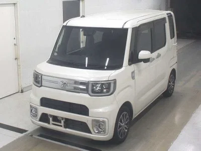 Toyota Pixis Mega