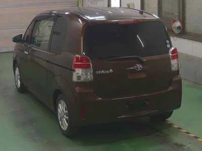 Toyota Spade