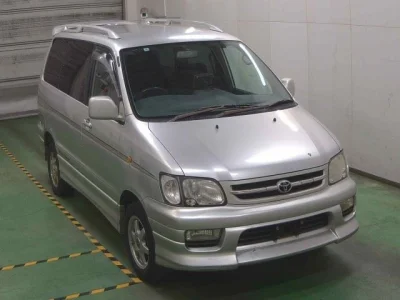 Toyota TownAce Noah