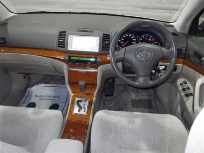 Toyota Premio
