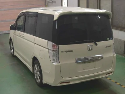 Honda STEP WAGON