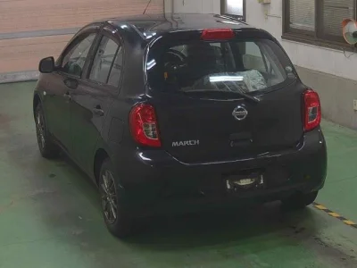Nissan March