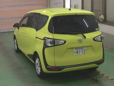 Toyota Sienta