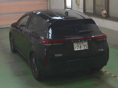 Nissan AURA