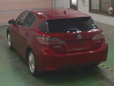 Lexus CT200h