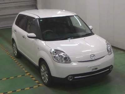 Mazda Verisa