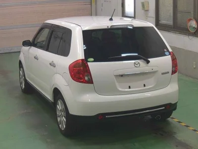 Mazda Verisa