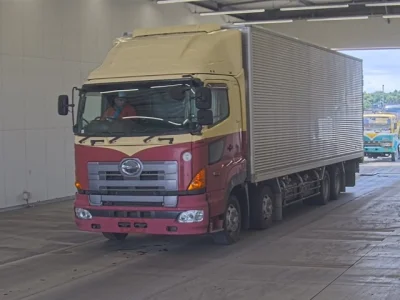 Hino PROFIA