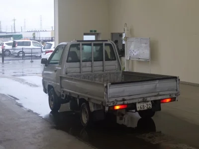 Toyota Lite Ace Truck