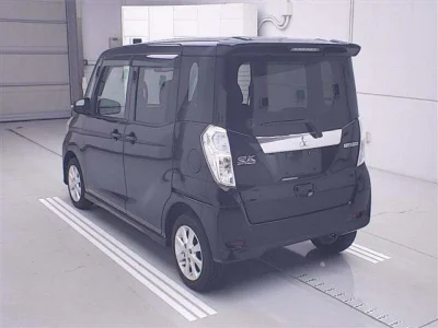 Mitsubishi eK X Space