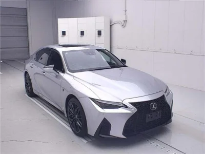 Lexus IS500