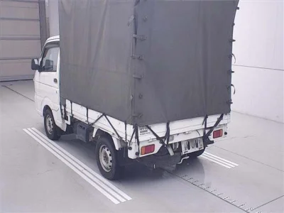 Nissan NT100 Clipper