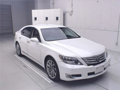 Lexus LS600h