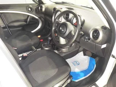MINI Crossover